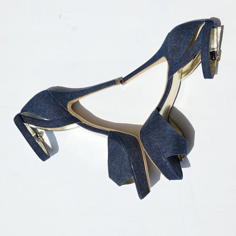 Guess Peep Toe Stilettos with Ankle Strap in Navy Size 9M_16